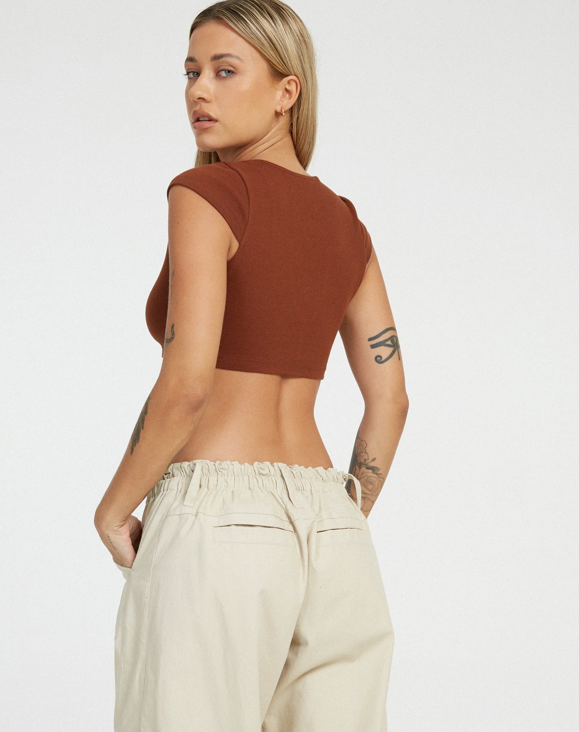 Guanna Crop Top in Dark Brown