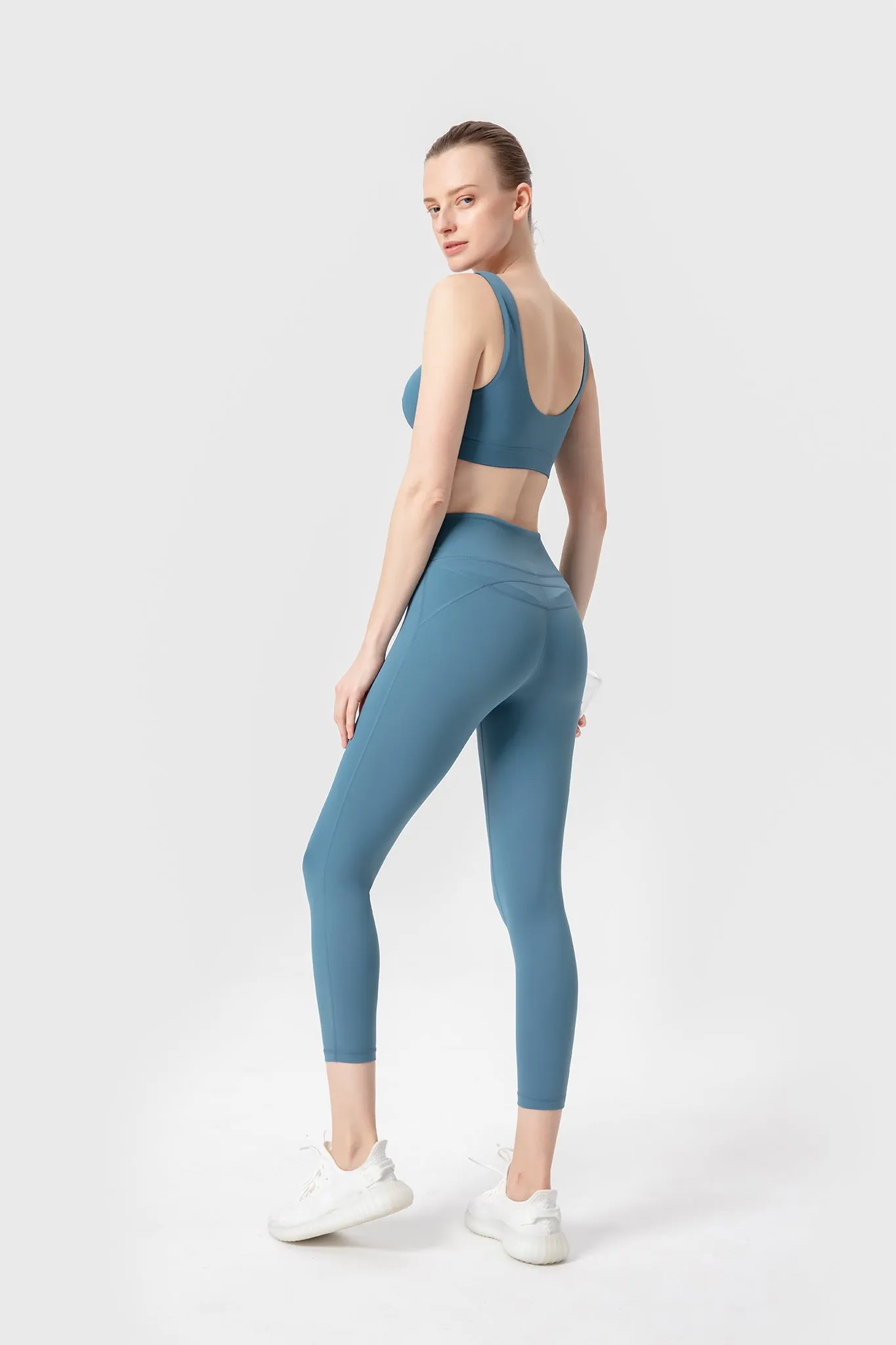 Layla Performance Leggings