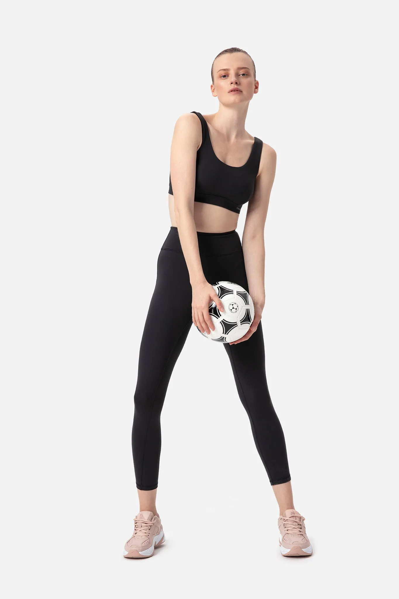 Layla Performance Leggings